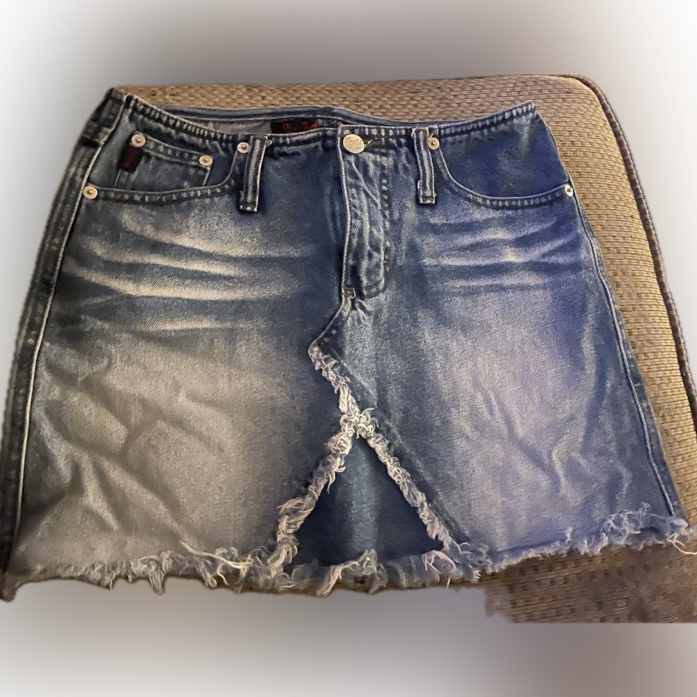 Mudd Yo low rise faded distressed denim mini skirt sz 3 Y2K